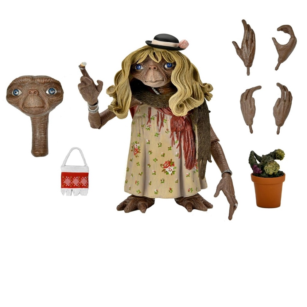E.T. Ultimate Dress-Up Action Figure